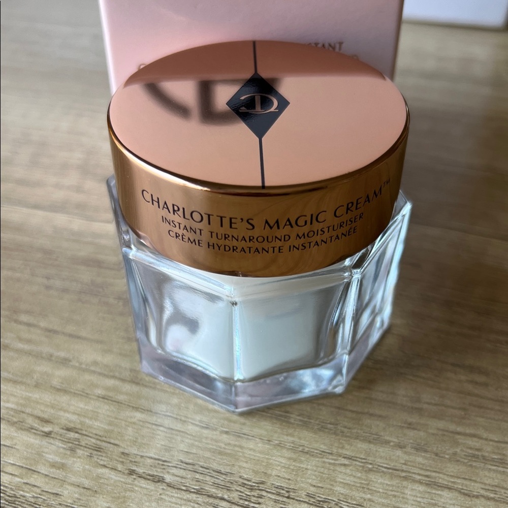 Charlotte Tilbury Magic Cream with Gold Lid